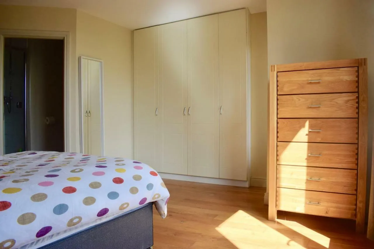 Holiday home Spacious, Bright & Modern 3 Bedroom Family Home Dublin Ireland