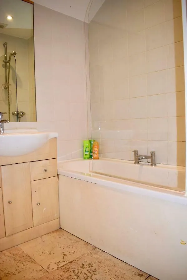 Spacious, Bright & Modern 3 Bedroom Family Home Dublin